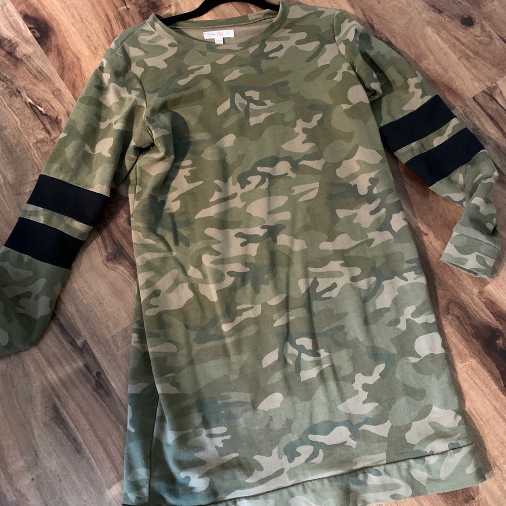 Camo sweater dress!
